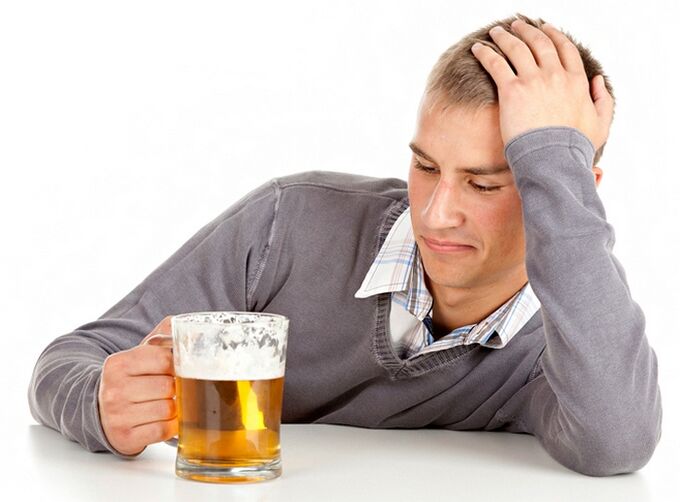 A man drinks beer how to stop